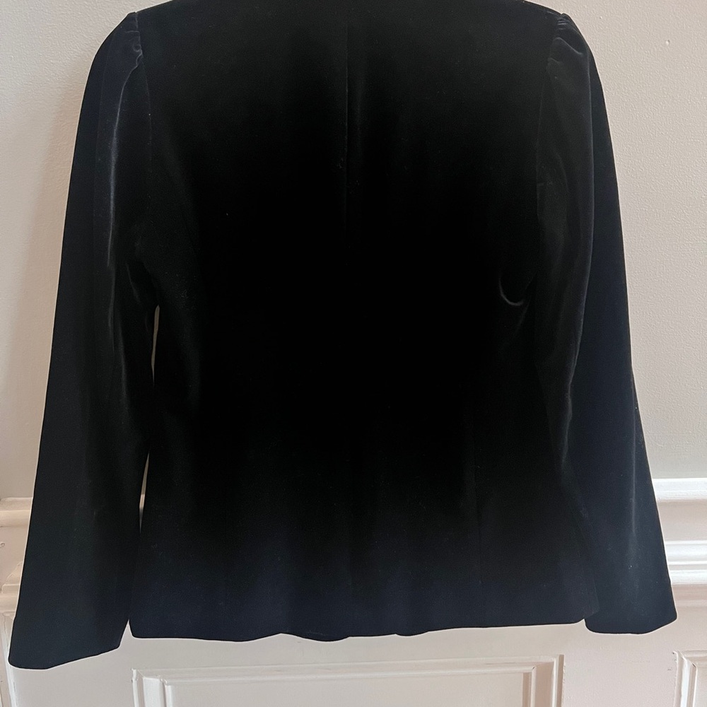 Draper James Black Velvet Blazer | Size 0 | Tailored Fit - Picture 6 of 6